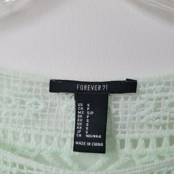 FOREVER 21 Mint Green Crocheted Short Sleeve Shirt See-through Size Small - Picture 3 of 5